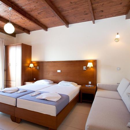 Giorgi'S Blue Apartments Калатас Екстериор снимка