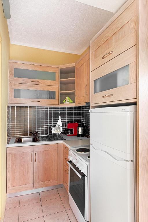 Giorgi'S Blue Apartments Калатас Стая снимка