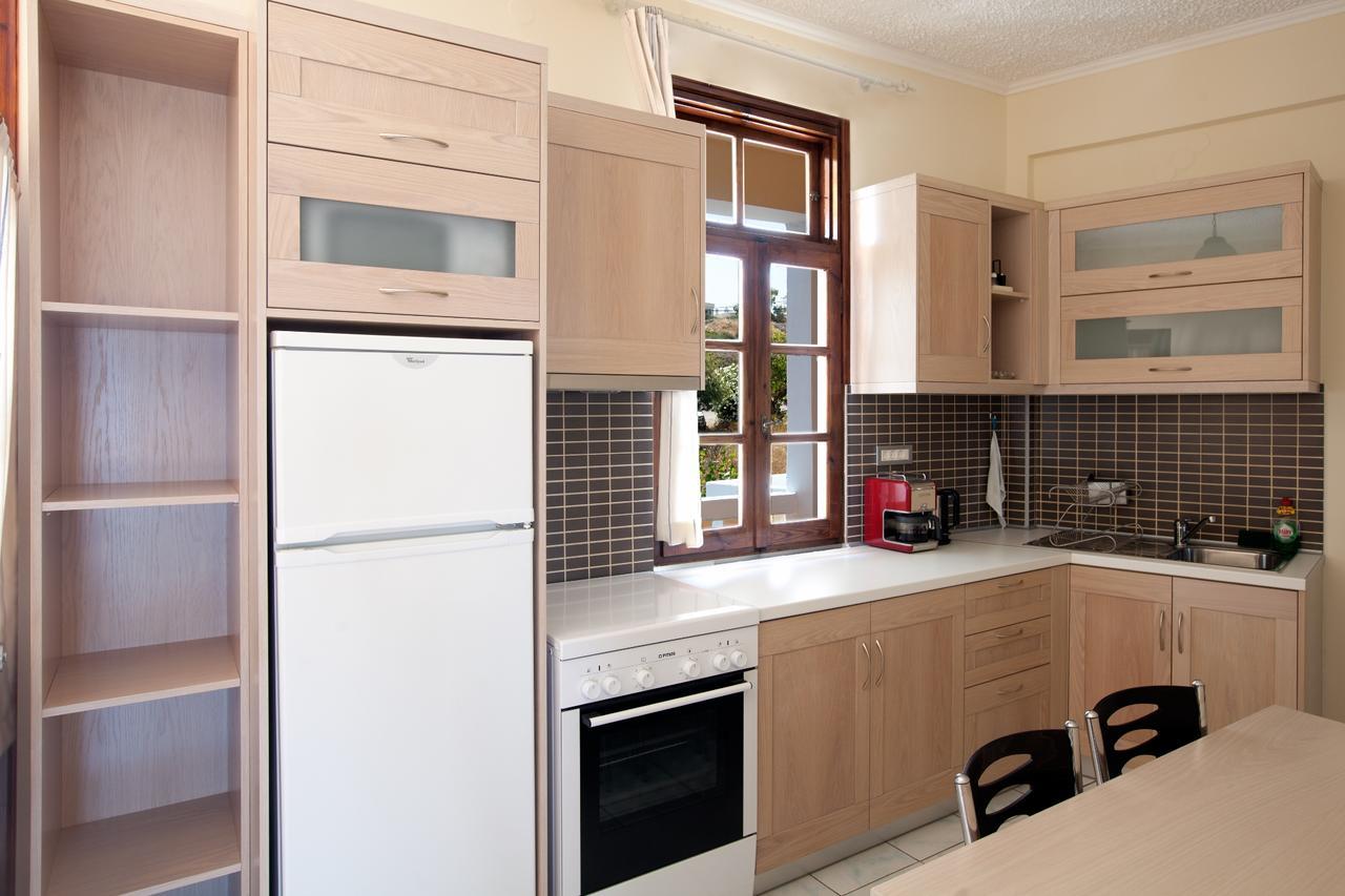 Giorgi'S Blue Apartments Калатас Екстериор снимка