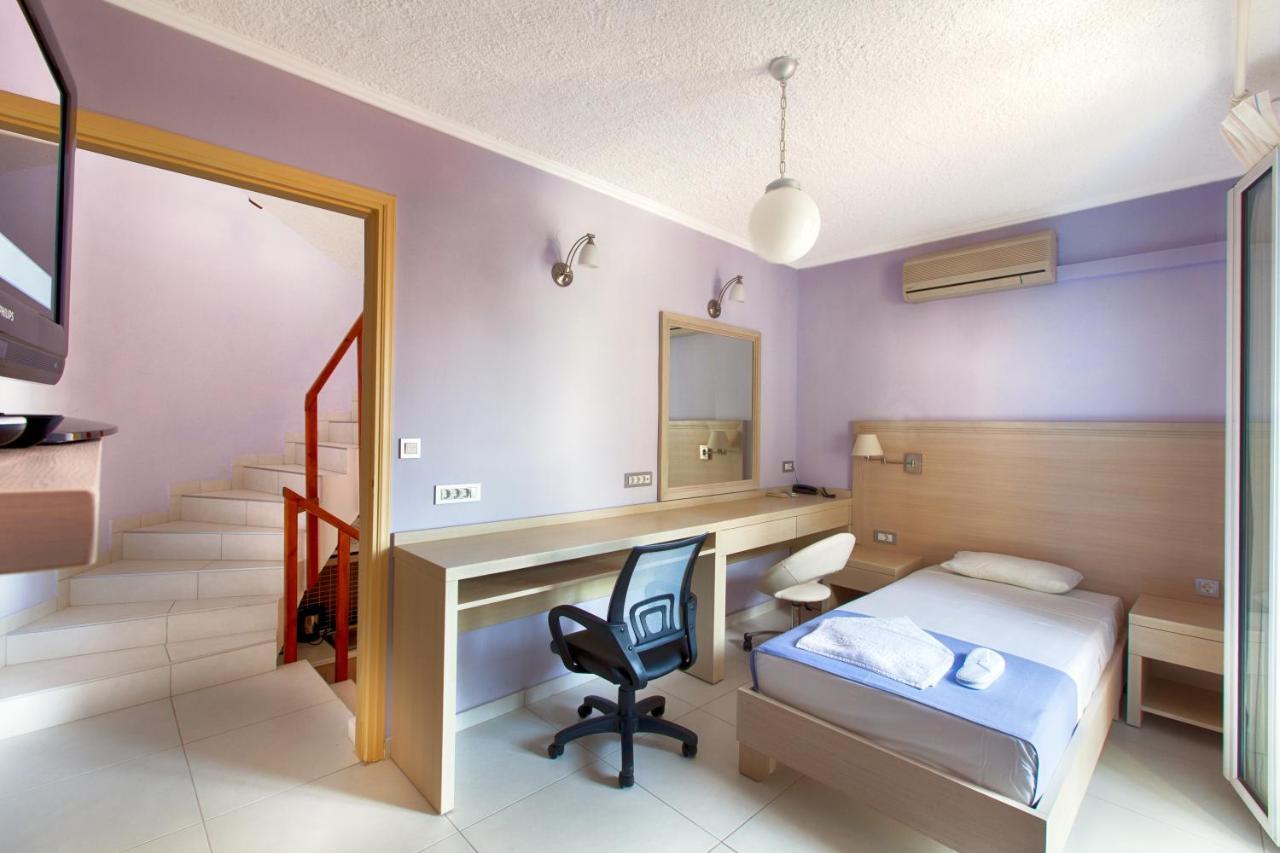 Giorgi'S Blue Apartments Калатас Стая снимка