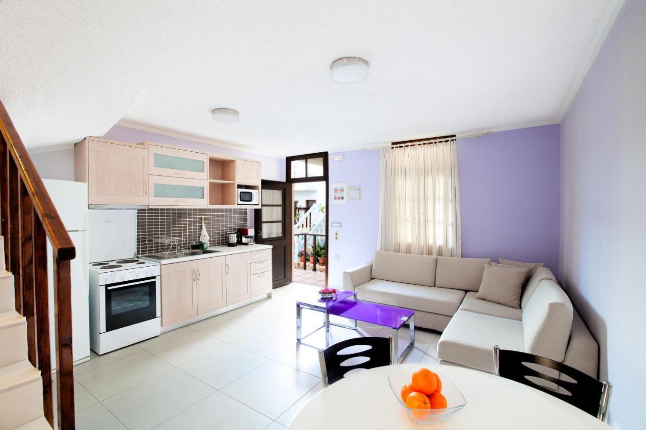 Giorgi'S Blue Apartments Калатас Стая снимка